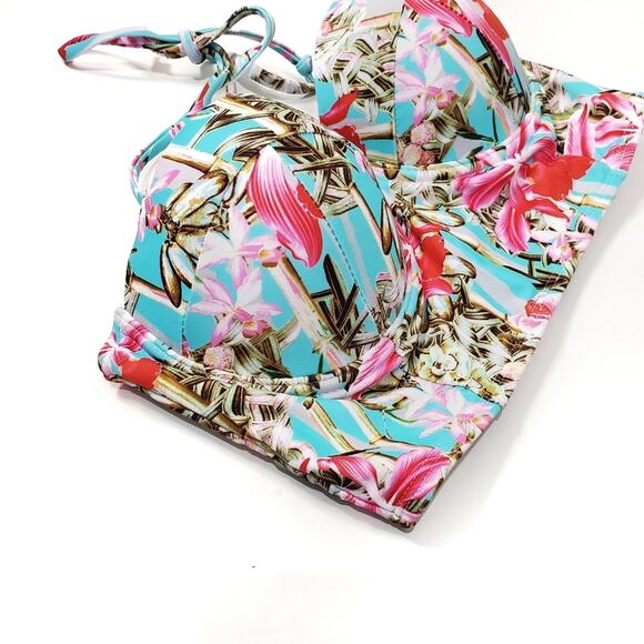 Cooclo | Tropical Floral Print Retro Bikini Top - Picture 2 of 5
